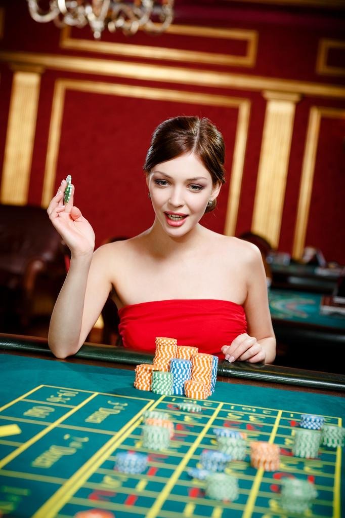 Bảng số Bingo online đang chạy tại phòng chơi 79win trên màn hình mobile
